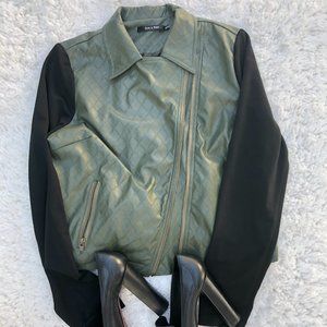 Doe & Rae Olive Green & Black Zipper Faux Leather Jacket Size M